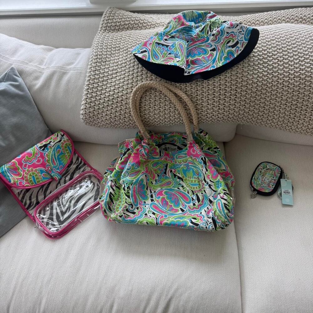 Mud pie multicoloured paisley print bag set
